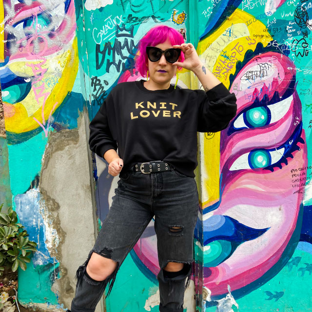 Merch – R E V U E L T A