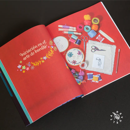LIBRO "Bordar con Encanto"